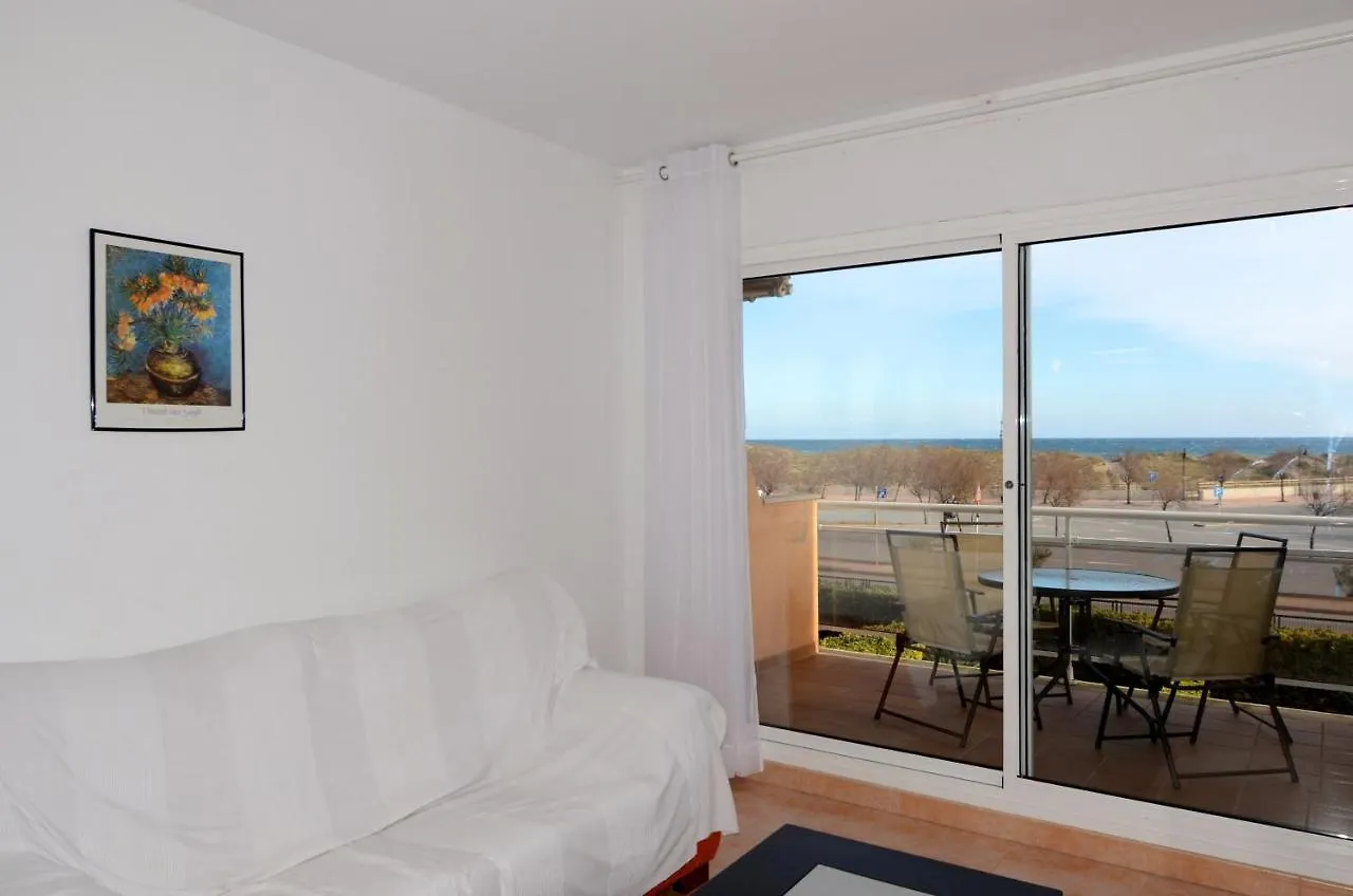 Port Pals E 202 Apartment