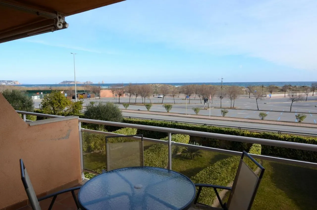 Port Pals E 202 Apartment